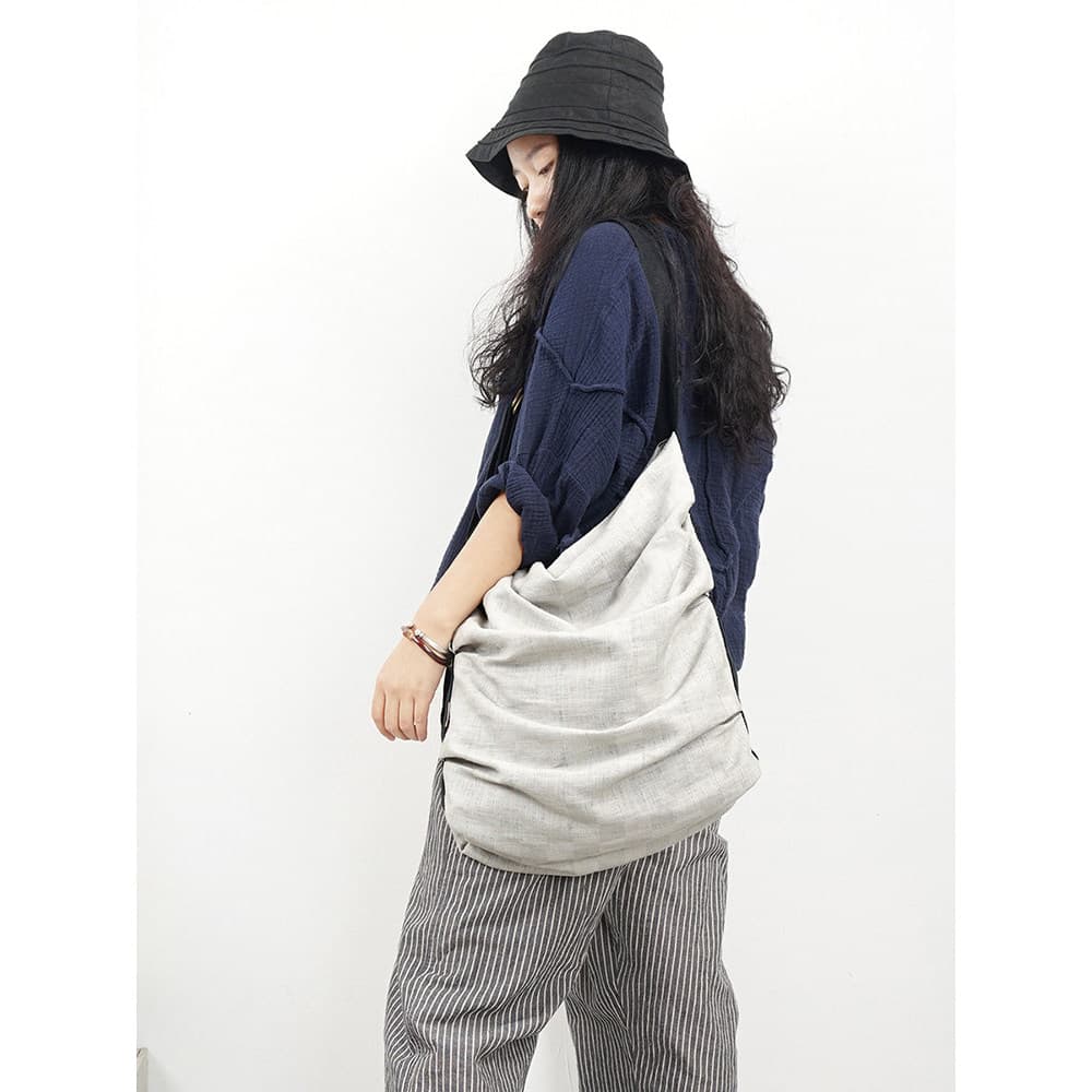 Chengxin feminino Designer Original marca estilo artístico simples plissado Casual Streamer saco Diagonal de um ombro