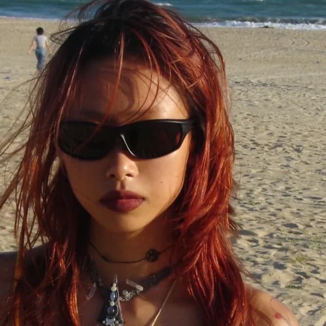 Legal único futuro Retro Y2K verde preto óculos de sol pequeno livro vermelho influenciador rua tiro forma côncava óculo