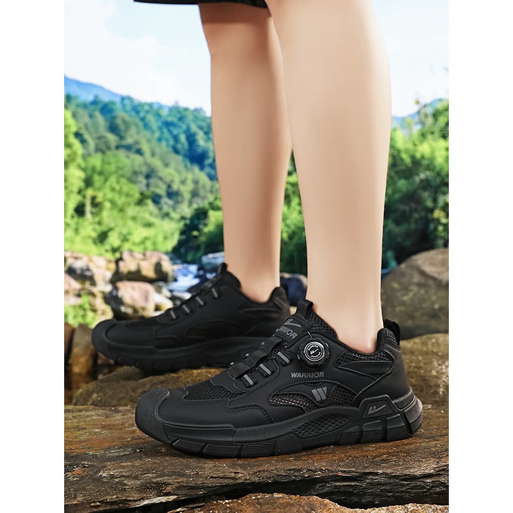 Puxar para trás sapatos masculinos pretos verão antiderrapante sapatos de trabalho de sola macia esportes masculinos Com