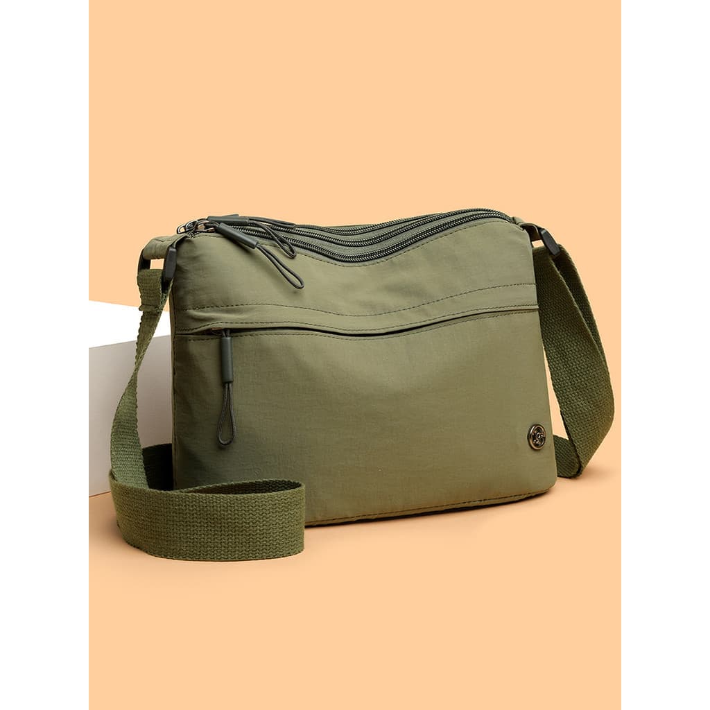 Novo simples pano de náilon senhoras multi-camada bolsa de ombro Casual All-Match saco do mensageiro multi-camada Commut