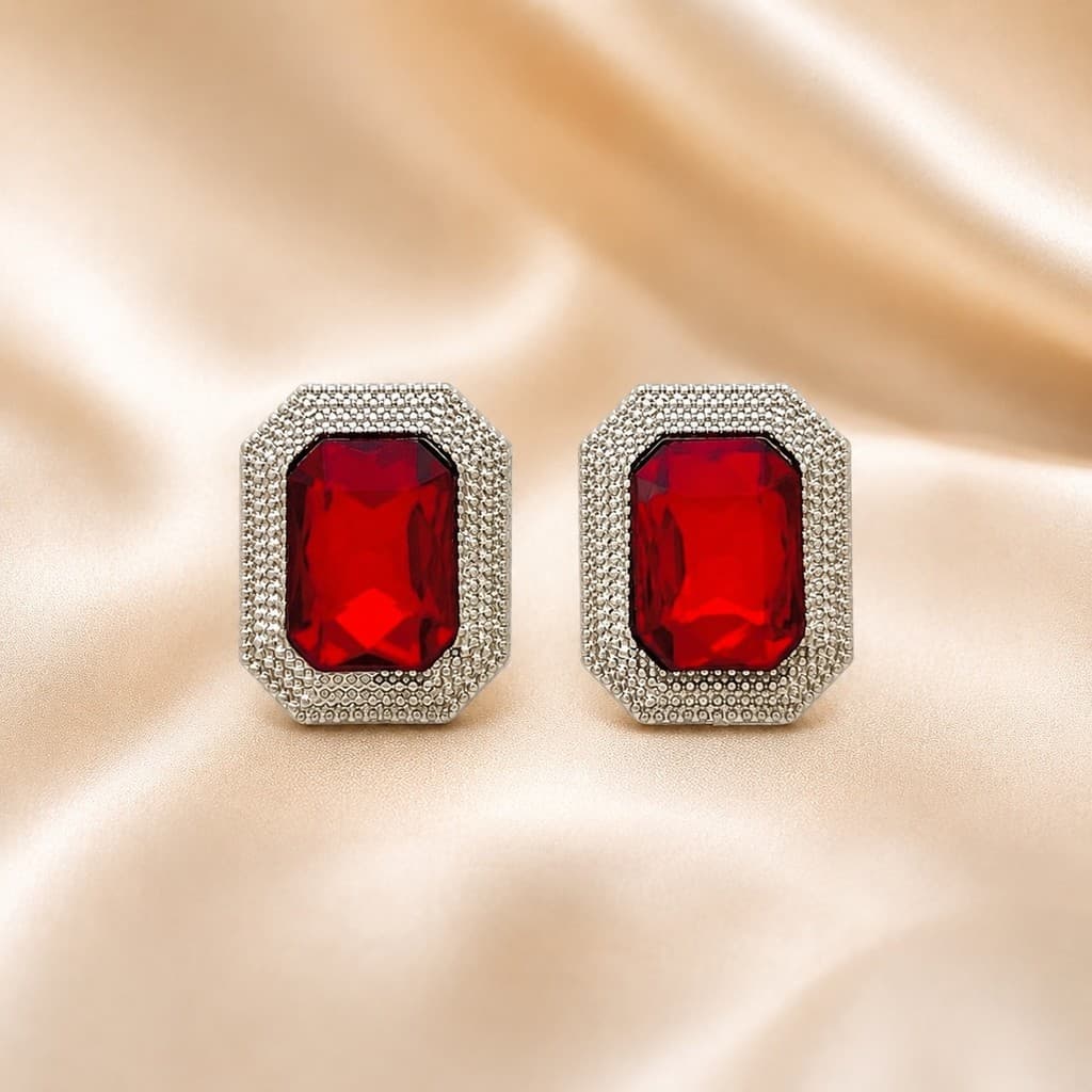 BRINCO RETÂNGULO COM STRASS VERMELHO