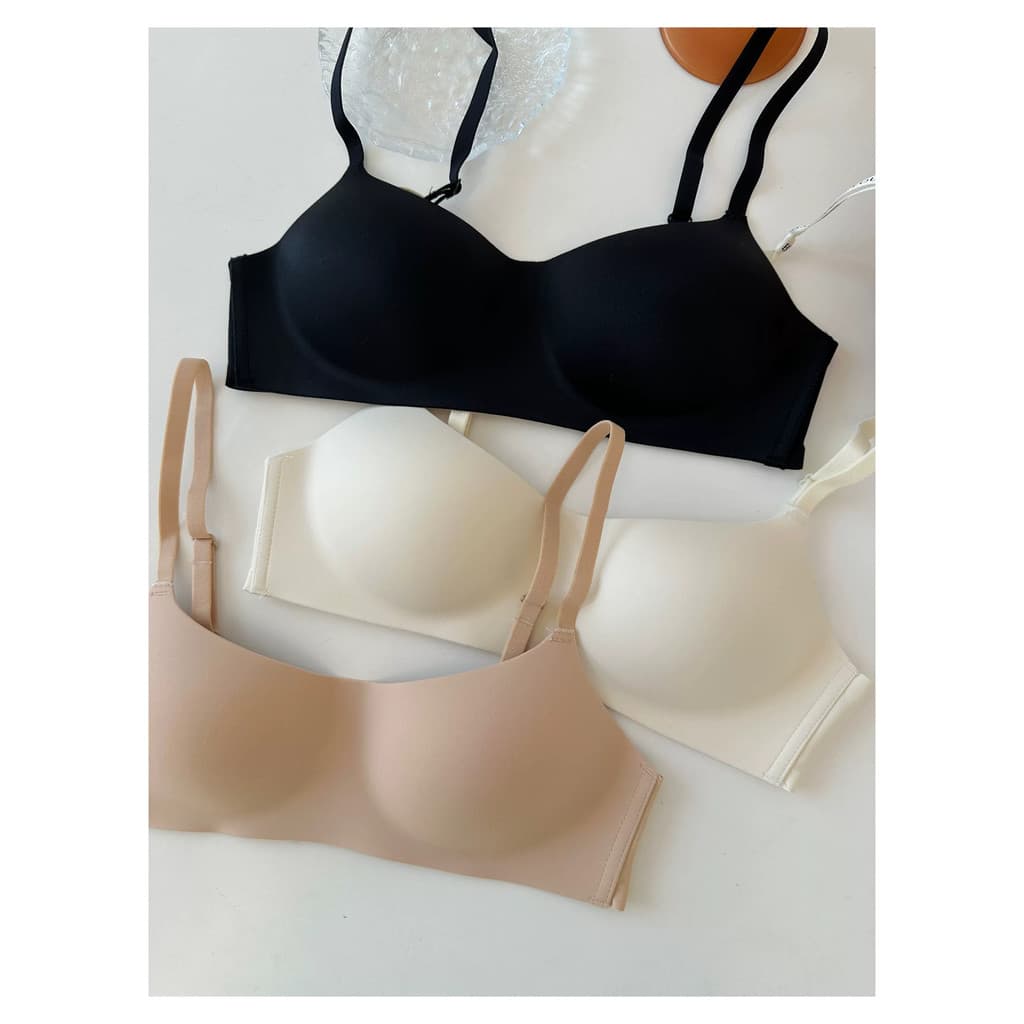 Uma peça sem costura roupa interior feminina seios pequenos reunidos primavera verão estilo fino sem anel de aço 1/2 cop