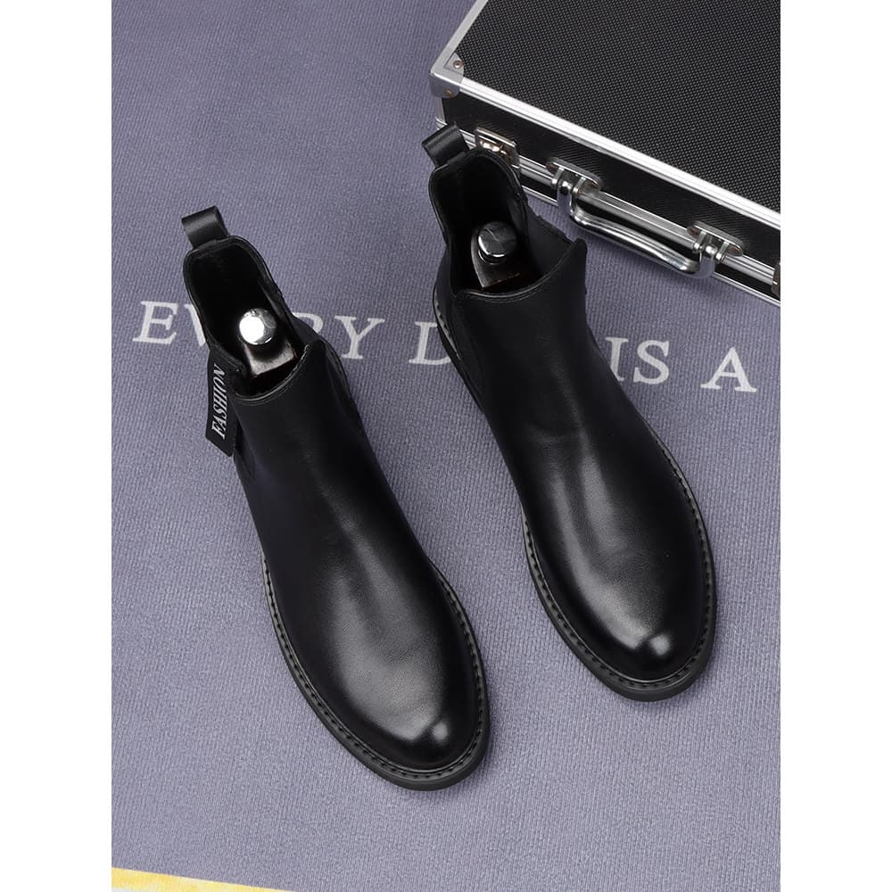 Botas Chelsea de um Pedal masculinas com sensação de alta qualidade, bico fino, estilo britânico, botas curtas, forro de
