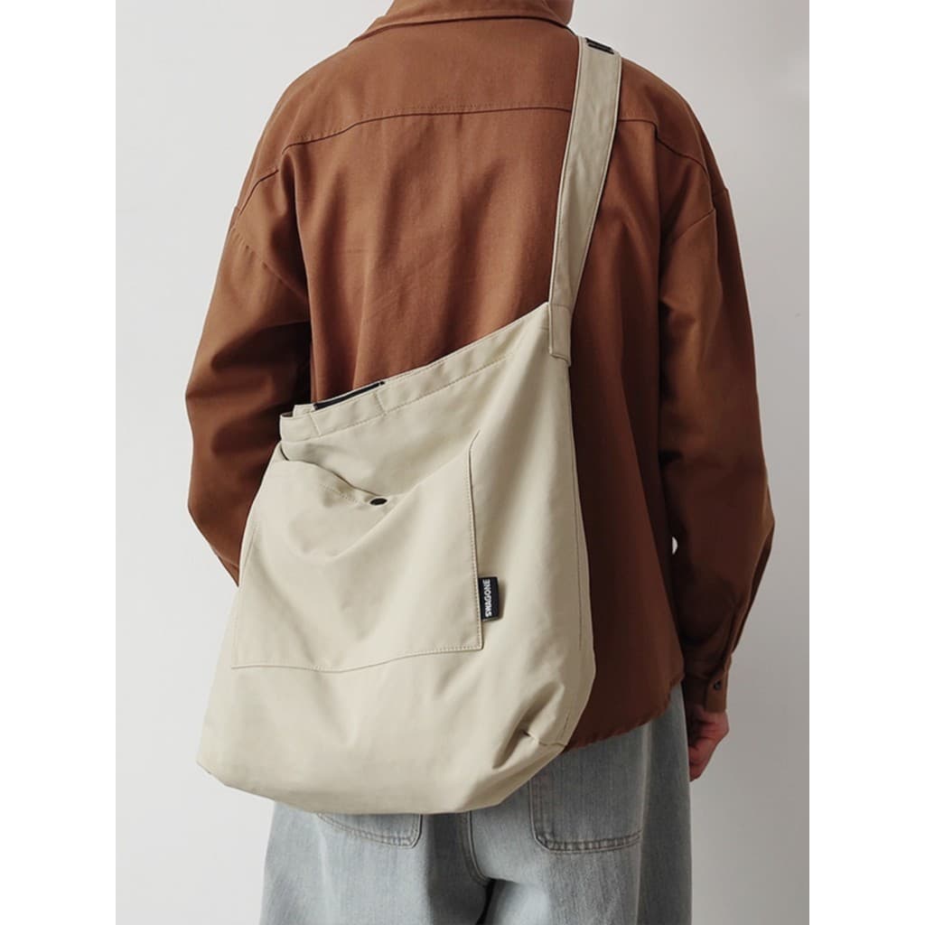 Estilo japonês rua saco do mensageiro grande capacidade rua Wear saco do mensageiro Casual simples bolsa de ombro náilon