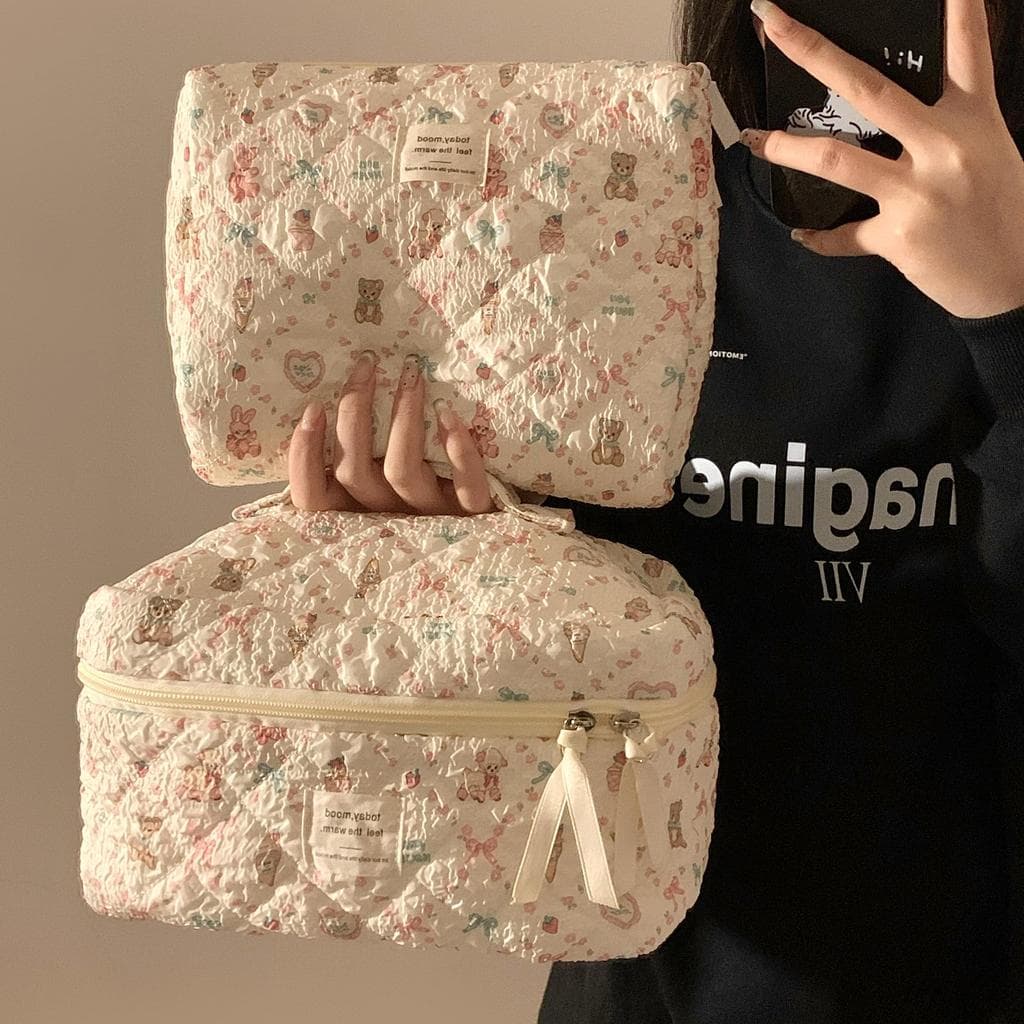 Bonito dos desenhos animados embreagem saco cosmético Floral feminino 2026 novo estilo bolsa de armazenamento portátil s