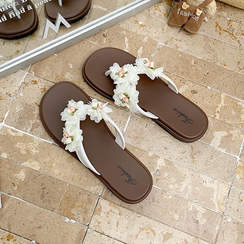 Retro flor Flip-Flops feminino verão exterior usar saia combinando bonito novo estilo antiderrapante respirável sola mac