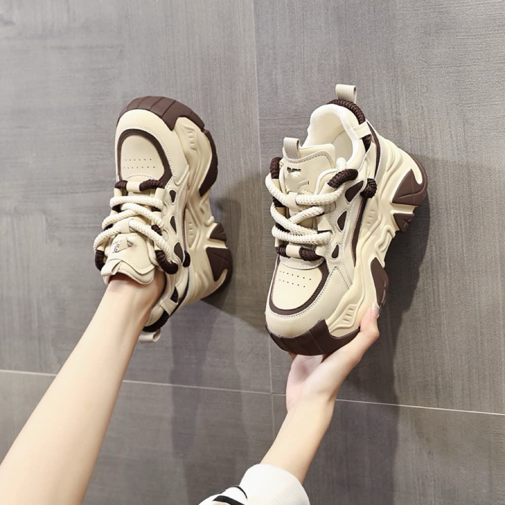 Plataforma de sola grossa papai sapatos feminino influenciador 2025 primavera novo estilo aumento interno sapatos femini