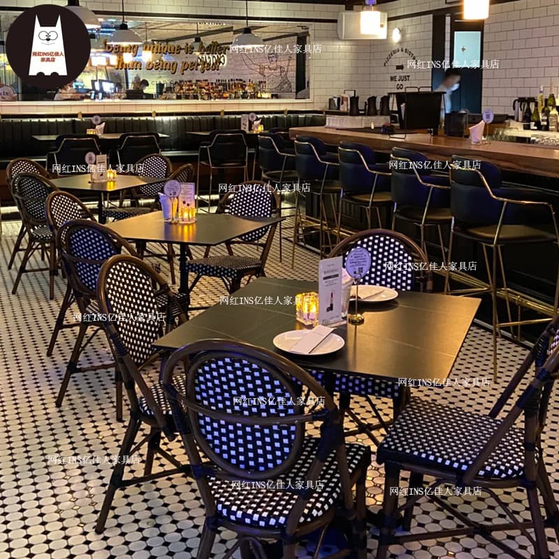 Americano ocidental restaurante ao ar livre mesa de ardósia cadeira combinação café cozimento bolo leite loja chá influe