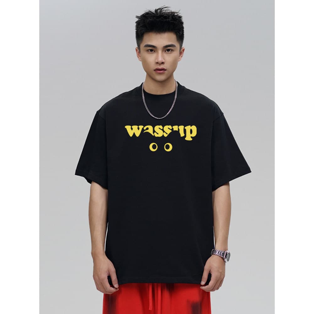 WASSUP Cat Eye Letter Street Wear Manga Curta Homens Verão 2024 Novo Estilo Solto All-Match Gola Redonda Camiseta Modern