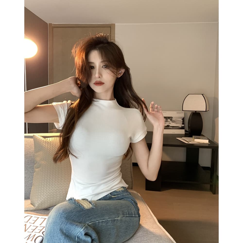 Puro desejo branco meia gola alta Formal ombro malha de manga curta camiseta feminina verão ajuste apertado