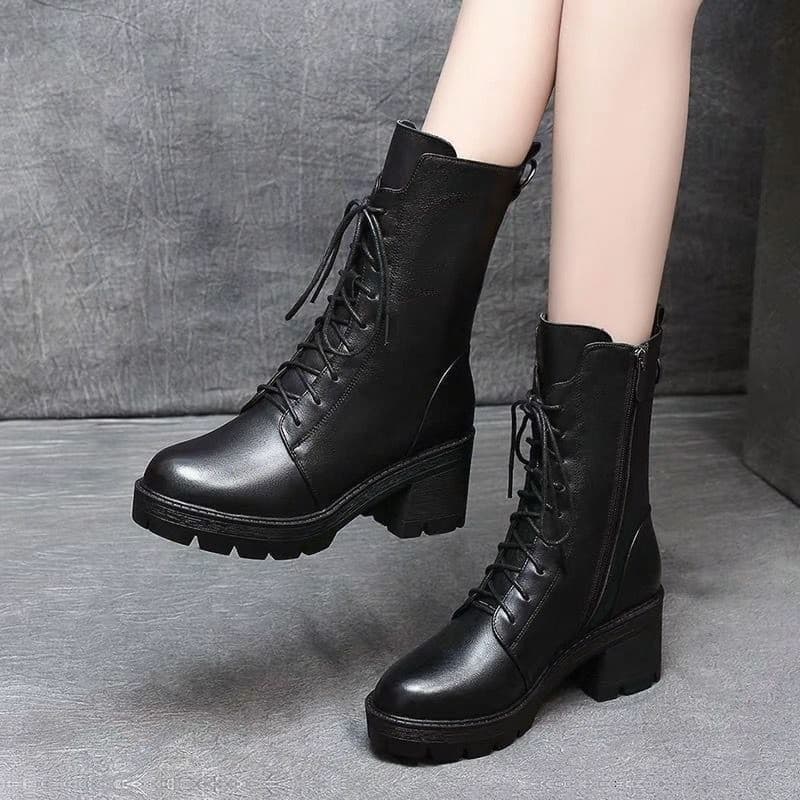 Botas curtas de couro macio femininas All-Match Martin botas de salto grosso sapatos de algodão inverno novo estilo 2026