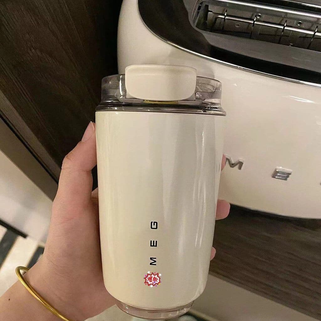 Copo de acompanhamento Super bonito Qingzi mesmo estilo leite branco xícara de café portátil de aço inoxidável à prova d