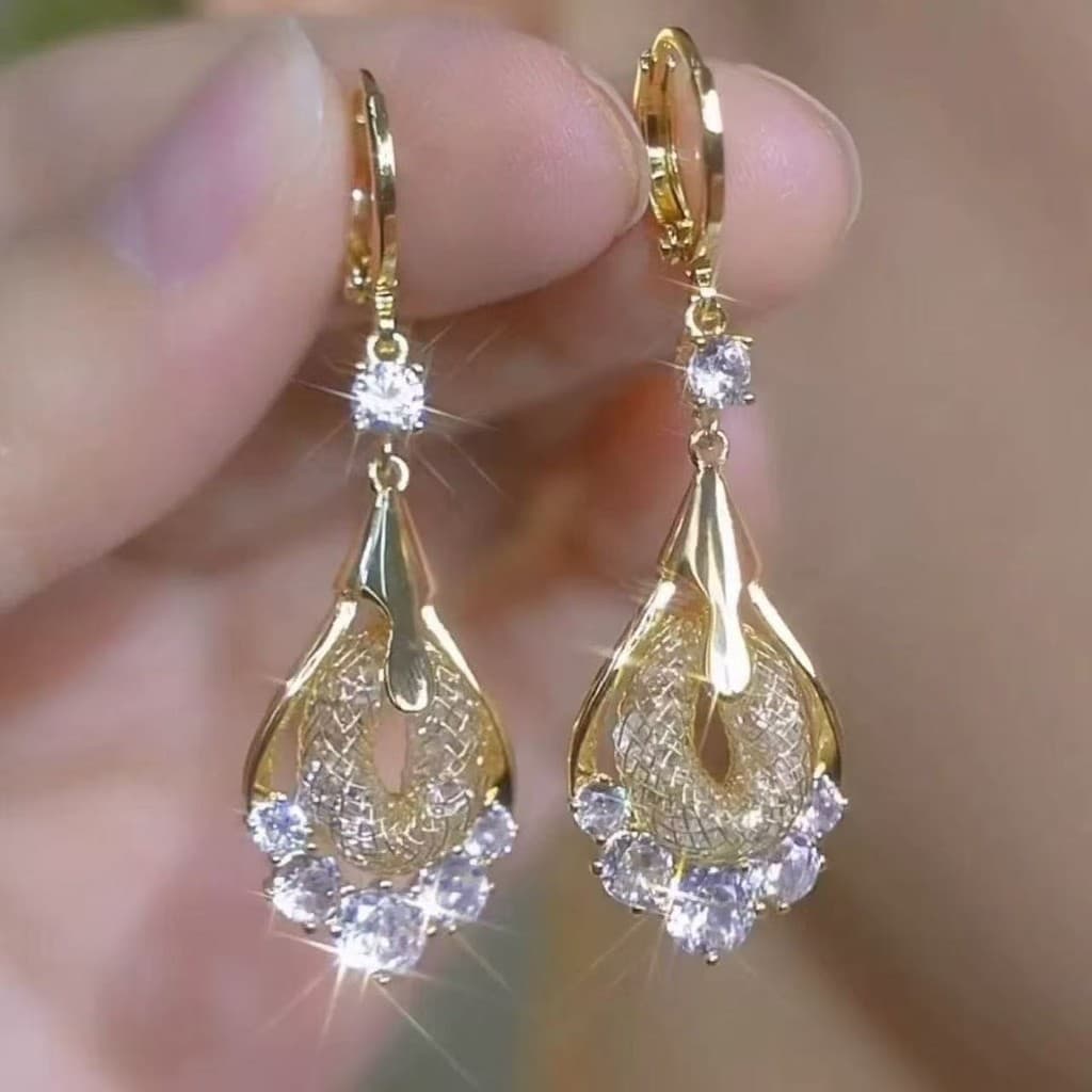 Brincos elegantes para mulheres, brincos delicados para banquetes, acessórios originais de luxo leve para festas.