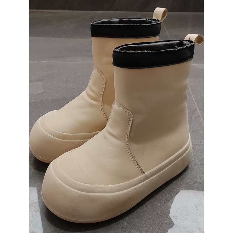 Botas femininas estilo Xiaoxiang inverno novo estilo forro de lã moda impermeável antiderrapante botas de chuva botas cu