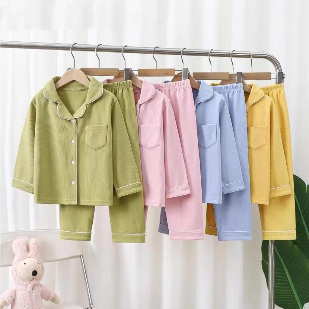 Conjunto de pijamas de veludo alemão para crianças 2024 novo estilo quente primavera outono Loungewear masculino feminin