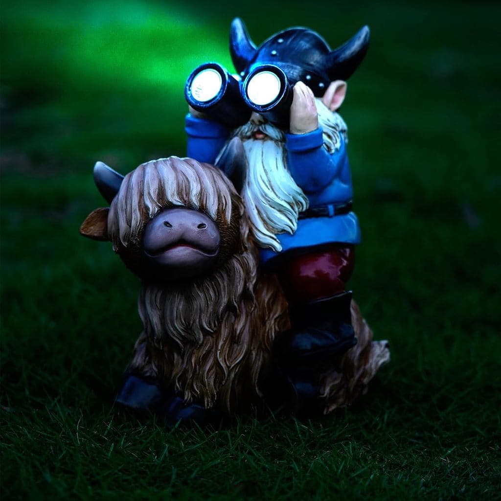 Joint Honglin Jardim Gnome Estátuas Resina Sentado Em Highland Vaca Solar Luzes LED Ao Ar Livre Telescópio Decorações