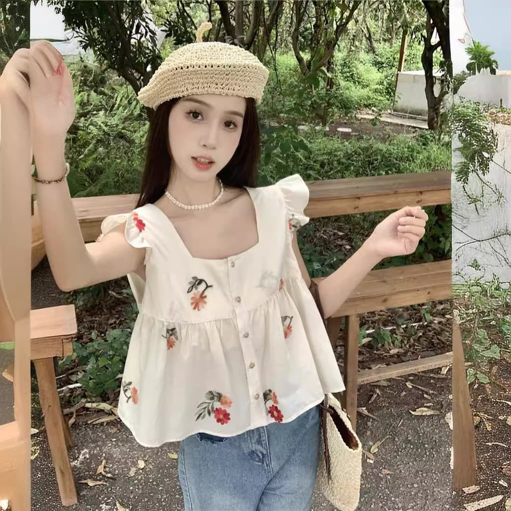 Menina quente 2026 manga voadora curto umbigo voando manga curta Floral novo estilo pescoço quadrado verão francês peque