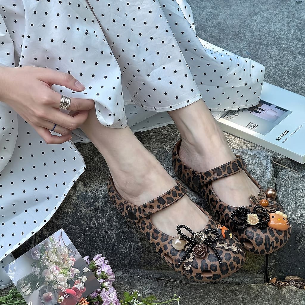 Leopardo impressão Ballet buraco sapatos filha Meow verão exterior usar antiderrapante sola macia sapatos femininos