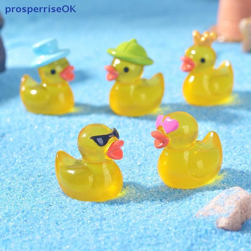 30 mini patos amarelos de resina luminosa, modelos de casa de bonecas que brilham no escuro, pequenas estátuas