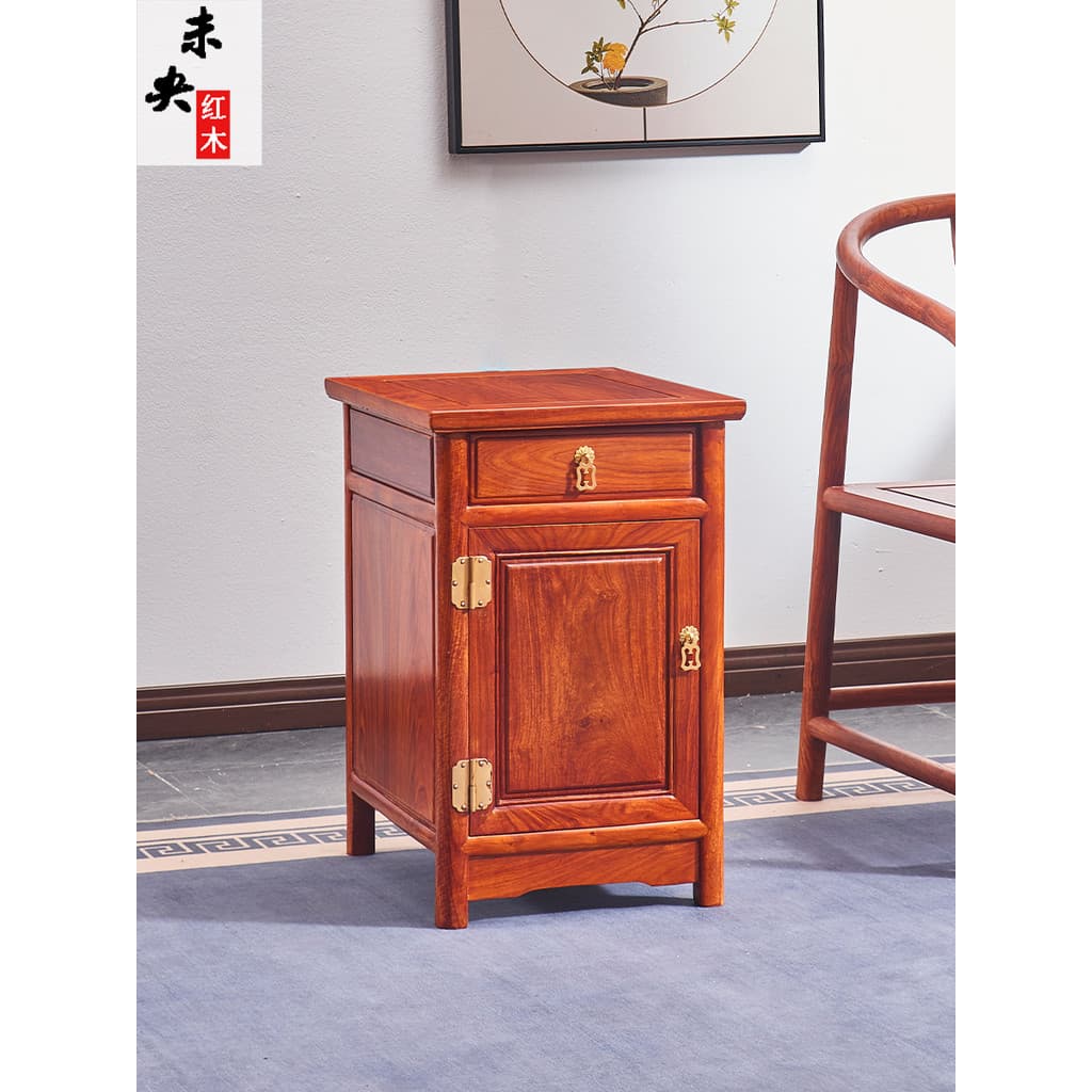 Móveis de mogno Mesa lateral pequena Ouriço Sândalo vermelho Sala de estar Estilo chinês Mesa de cabeceira de madeira ma