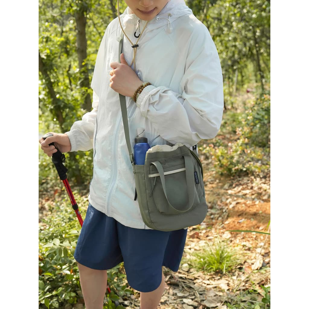 Ao ar livre leve saco do mensageiro caminhadas escalada portátil bolsa de ombro à prova dwaterproof água resistente ao d