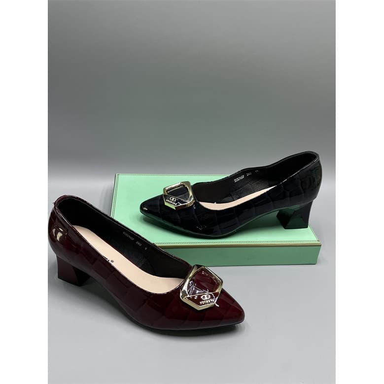Sapatos de couro genuíno feminino 2026 primavera verão novo estilo salto médio grosso apontou Toe sapatos boca rasa cour