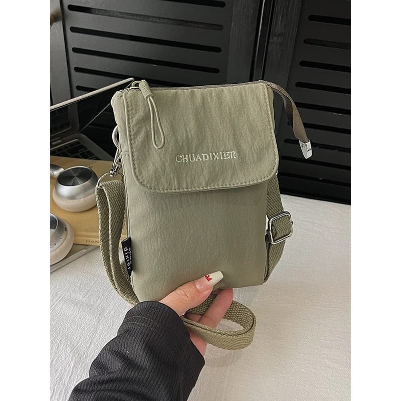 Nylon impermeável pequeno saco feminino 2025 novo estilo mini saco do mensageiro trabalho Commuter leve andando do telef