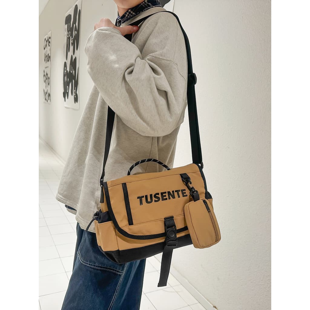 Street Wear saco do mensageiro masculino Casual grande capacidade à prova dwaterproof água bolsa de ombro na moda carta