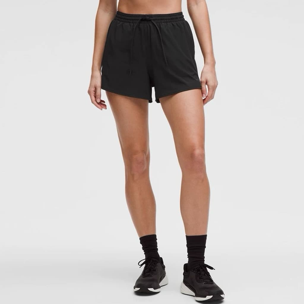 Doudou Dingwei único senhoras esportes Shorts de cintura alta Anti-exposição estilo cordão preto puro All-Match estudant