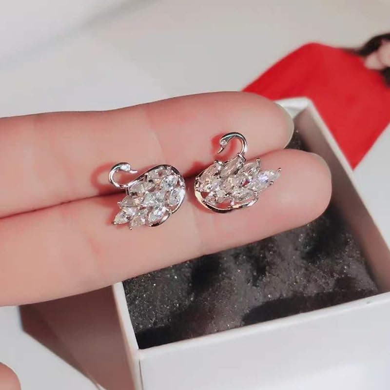 Brincos de Cisne Pequeno Pretos com Toque Sofisticado, Design com Pino de Prata 925, Brincos Pendentes Elegantes.