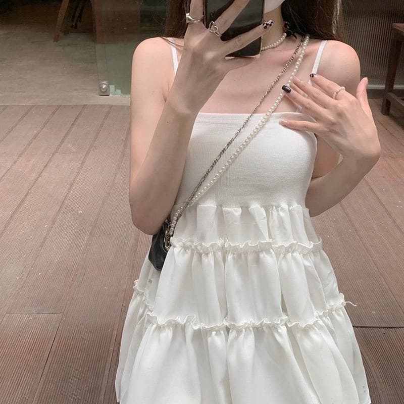 Doce quente menina pequeno vestido preto frito rua estilingue vestido verão novo estilo roupas femininas Design sentido