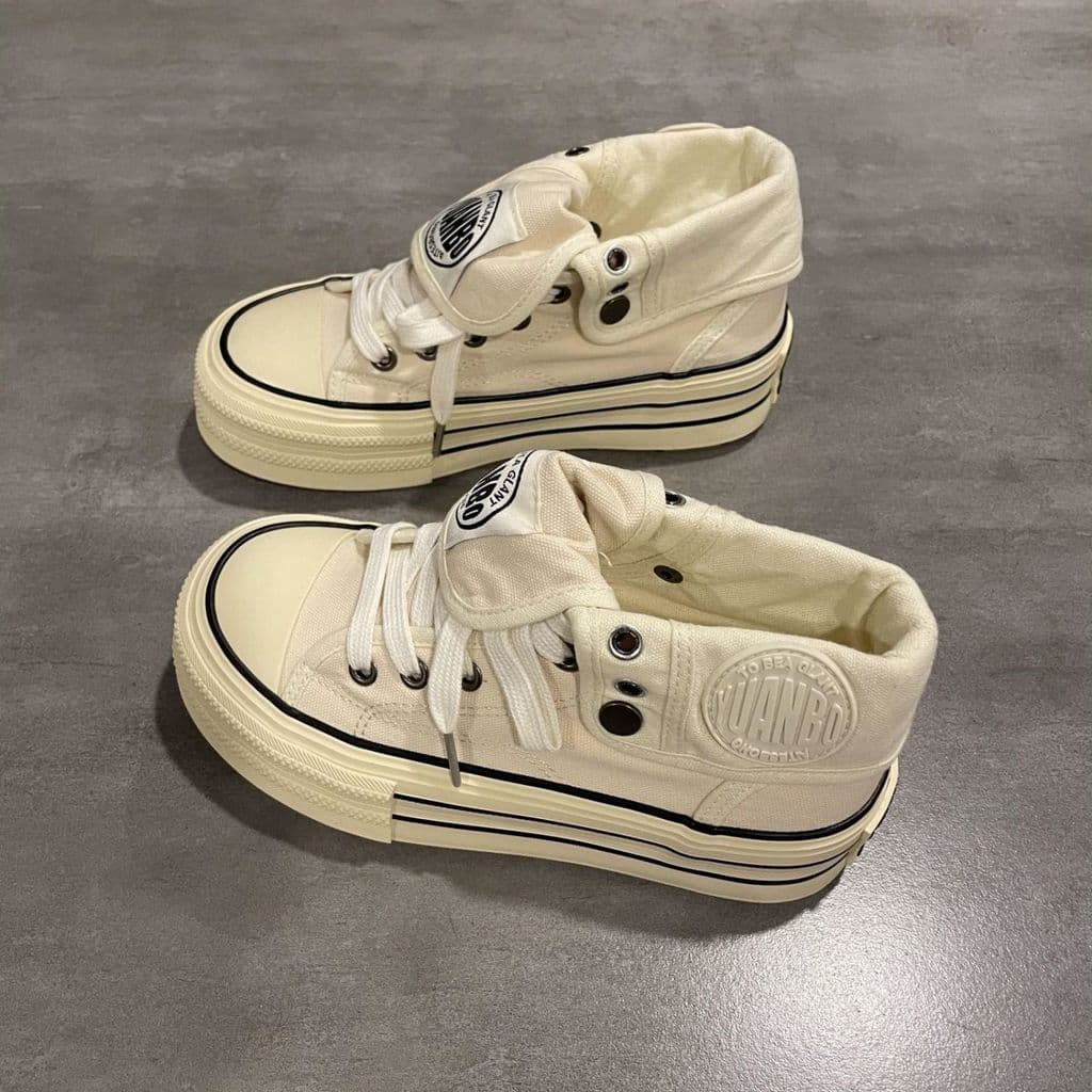 Pronto estoque Sapatos de lona de cano alto com sola grossa, sapatos brancos para estudantes, calçados esportivos casuai