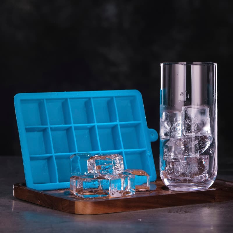 Bar lendário exportado para os estados unidos 8 grades generoso cubo de gelo molde de silicone certificado pela FDA mold
