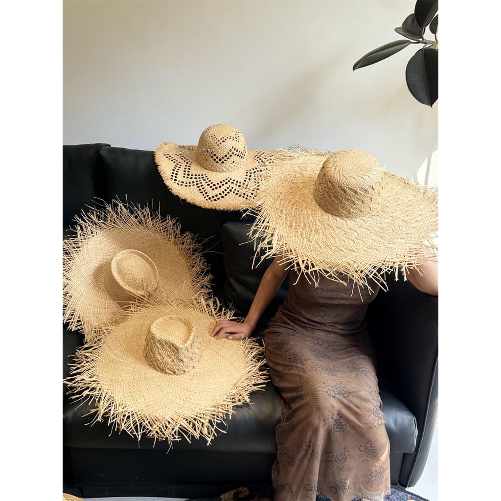 Novo estilo borda crua grande borda ráfia palha chapéu de palha feminino verão influenciador estilo beira-mar protetor s