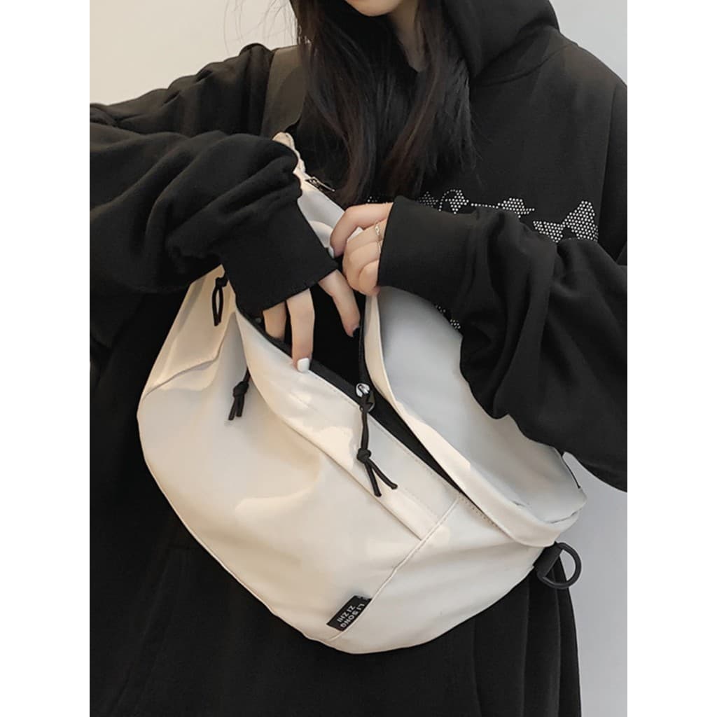 2023 novo estilo versão coreana náilon pano esportes saco de peito masculino moda tendência estudante de um ombro saco d
