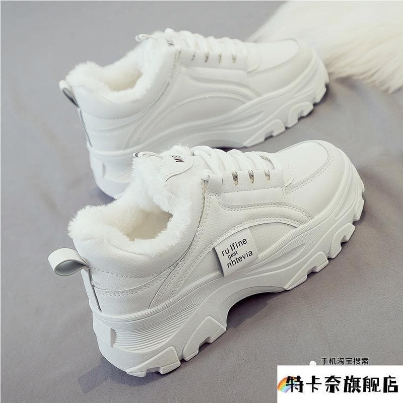 2024 outono inverno novo estilo All-Match papai sapatos femininos de sola grossa aumentando esportes sapatos brancos ins