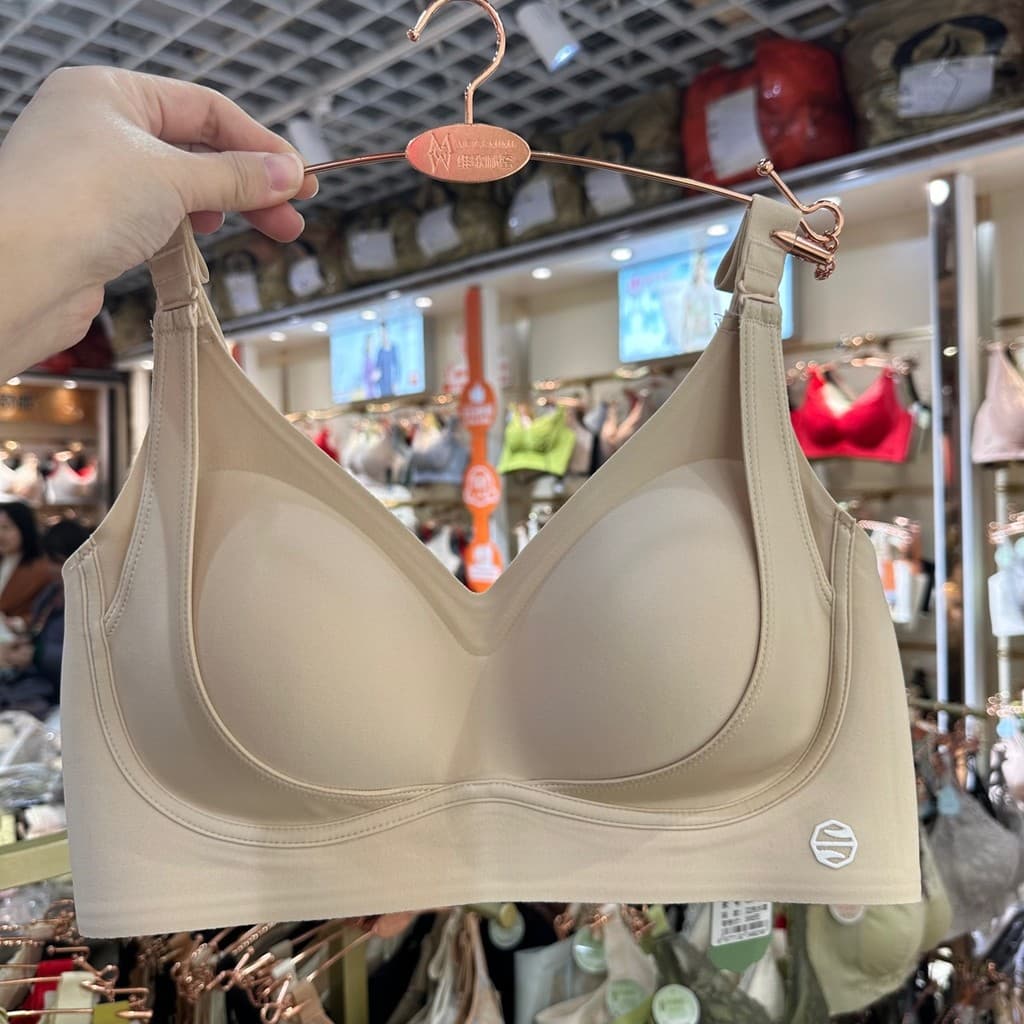 Da Vinci 929 três Breasted superfície brilhante sem costura reunindo levantamento roupa interior esportiva redonda Plump
