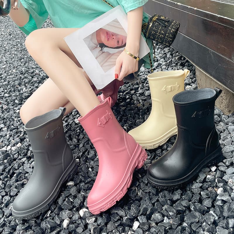 Novo estilo botas de chuva femininas antiderrapante resistente ao desgaste sapatos de água confortáveis sapatos de borra