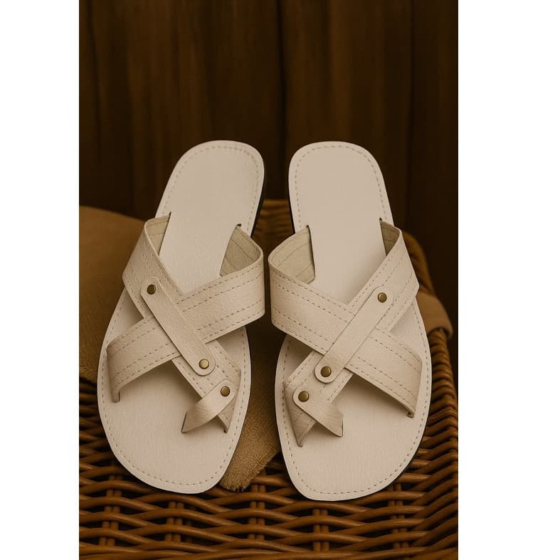 Sandália de Dedo Cruzada em Couro Branco Masculina - Macia, Solado de Borracha, Antiderrapante  Nordeste