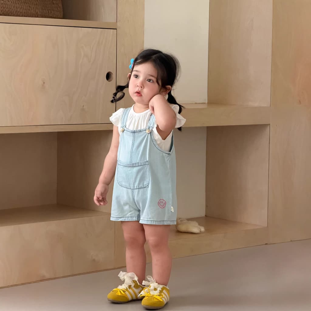 Feminino bebê verão manga voadora camiseta macacão jeans terno de duas peças crianças Casual moda terno crianças de mang