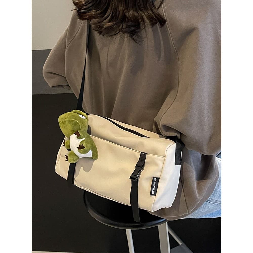 [Bolsa de retalhos nas costas] Bolsa Crossbody Casual moderna 2024 primavera verão novo estilo elegante bolsa pequena si