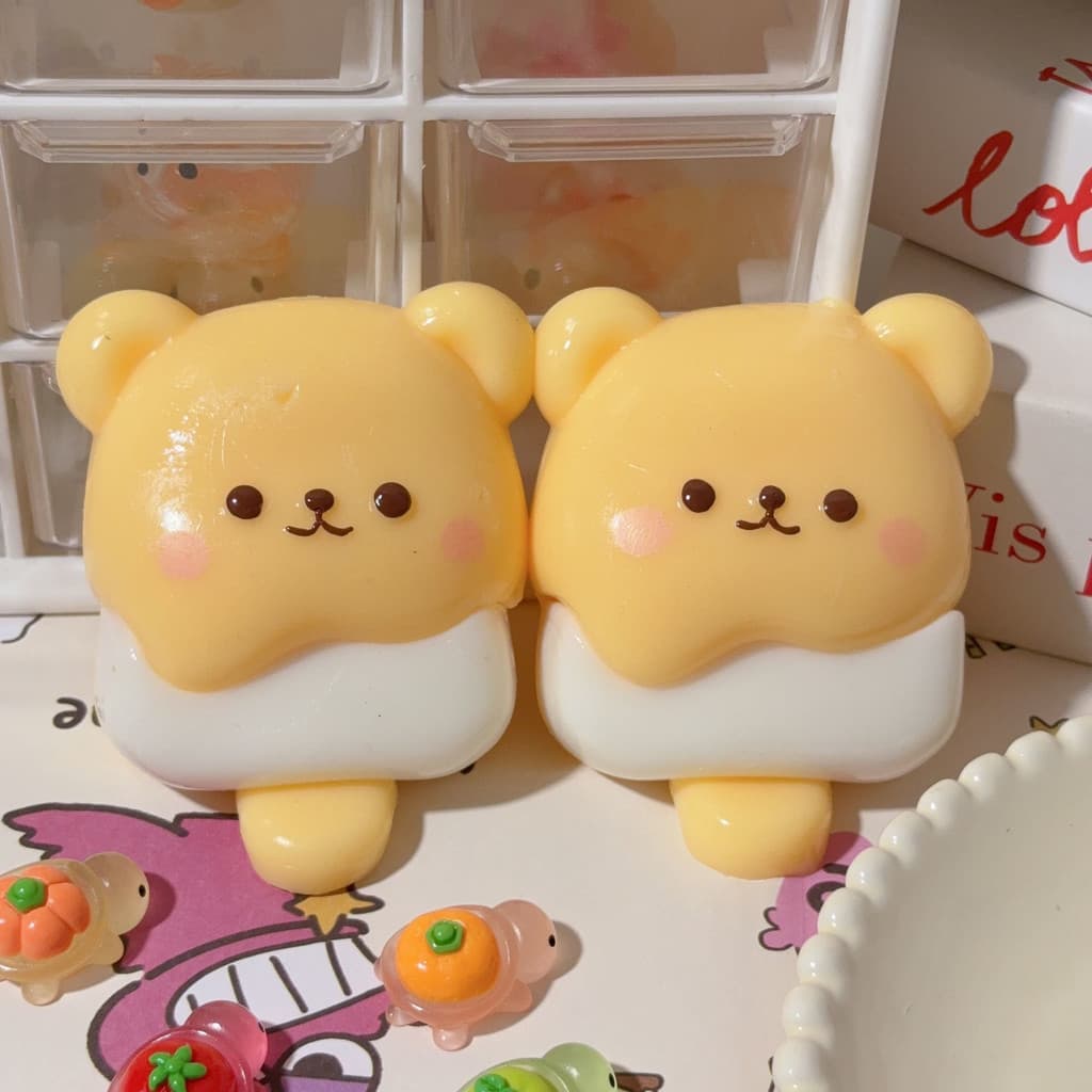 Bonito sorvete urso pitada música descompressão brinquedo ventilação descompressão crianças Silicone pitada música brinq
