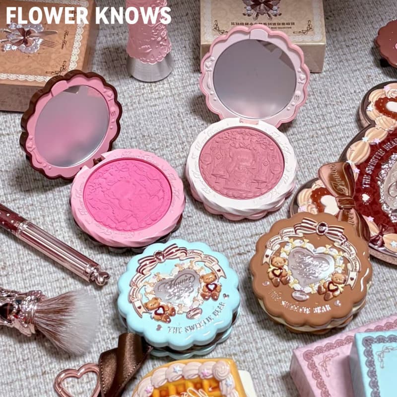 Flor Sabe Blush Em Pó Querida Urso Série Alívio De Seda Requintado Pode Ser Usada Como Decoração Relevo Fo