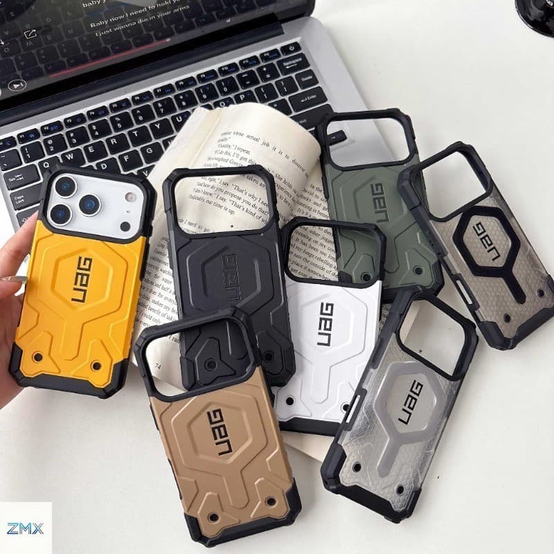 Capa Magnética UAG Pathfinder Para IPhone 17 Pro Max Carregando Robusta À Prova De Choque