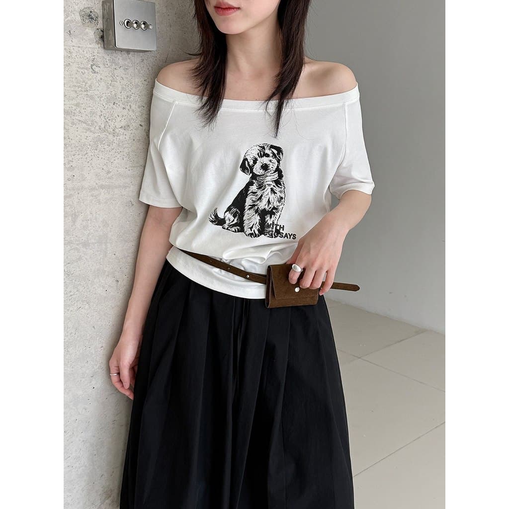 Camiseta branca de um ombro com estampa de cachorrinho de alta qualidade fora do ombro feminina Super agradável curta @-