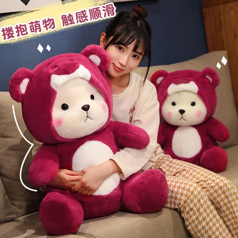 Popular brinquedo de pelúcia Urso Morango se transforma em um travesseiro companheiro para dormir, um presente de aniver