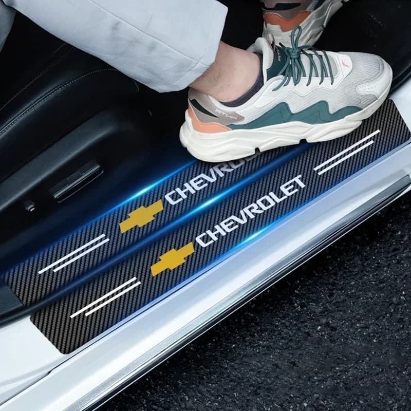 Adesivo De Fibra De Carbono Para Carro , Limiar De Porta Automático À Prova D'água Chevrolet Colorado Cruze Spark Captiv