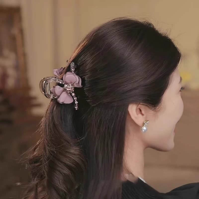 Grab clip feminino 2026 novo estilo romântico nó grampo de cabelo elegante temperamento High-End bobina cabelo tubarão c