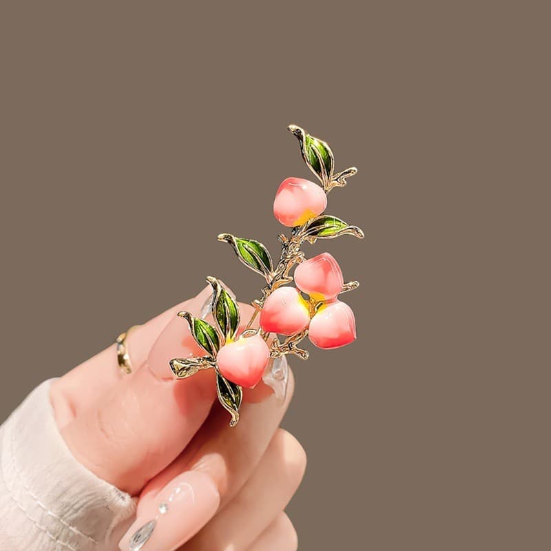 Taozhiyao broche de frutas feminino High-End nicho Design pêssego ramo pino moda Corsage acessórios de roupas