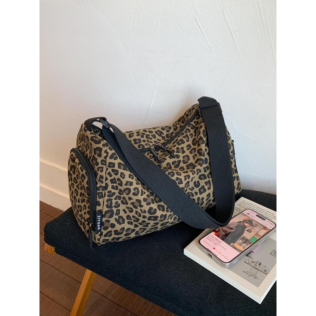 Coreano leopardo impressão bolsa de lona feminina 2026 novo estilo moda Popular bolsa ombro outono inverno Super quente